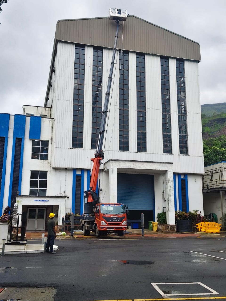 Mobile Hydraulic Crane Operations